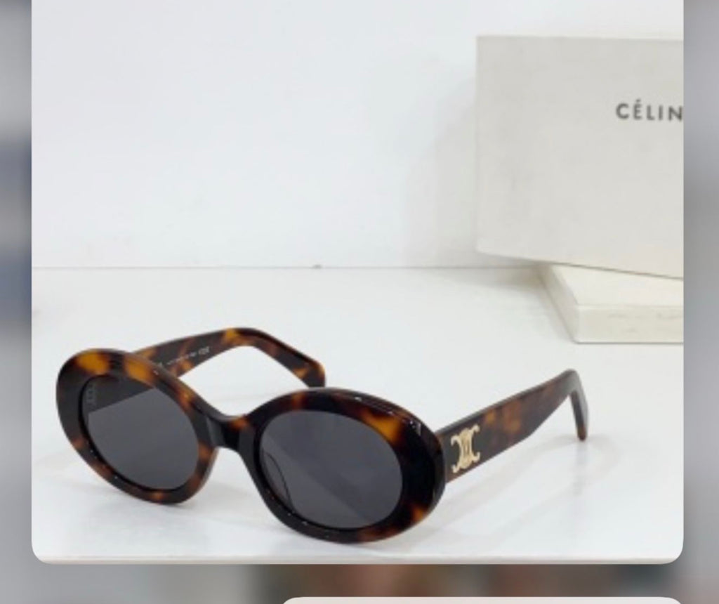 Triomphe Oval Tortoiseshell Sunglasses