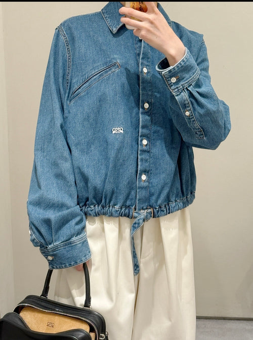 Chic Cropped Denim Button-Up Jacket
